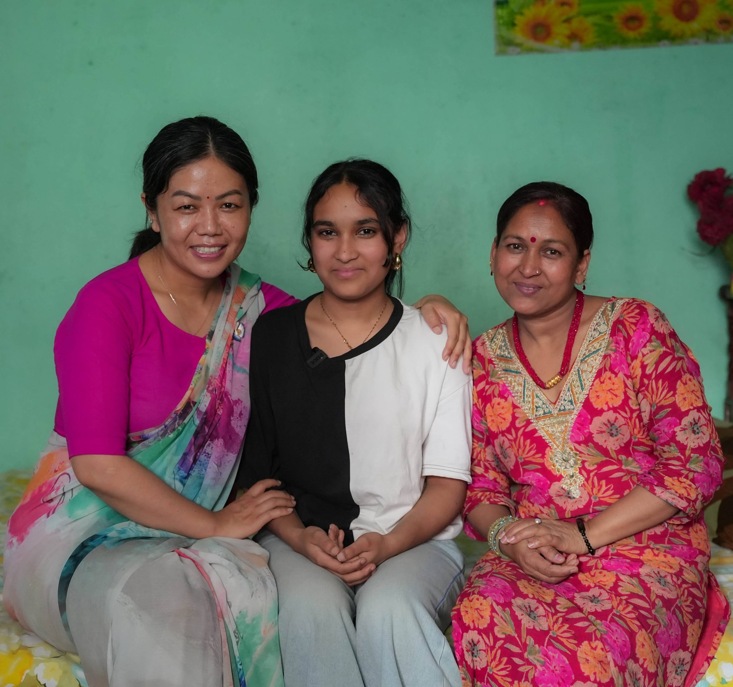 चुनौतीहरूबीच पनि दृढ विद्यार्थी: युमी परियारको प्रेरणादायी यात्रा
